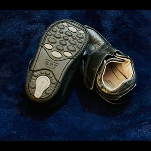 Stride rite 6.5W leather black!